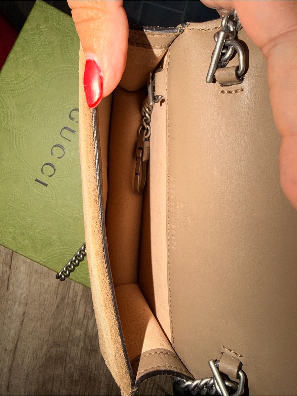 Gucci Beige GG Supreme Dionysus Mini Bag - Picture 5 of 8